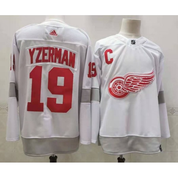 Steve Yzerman #19 Detroit Red Wings Jersey