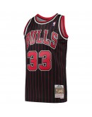 Scottie Pippen Chicago Bulls Mitchell & Ness Hardwood Classics 1995-96 Swingman Jersey - Black