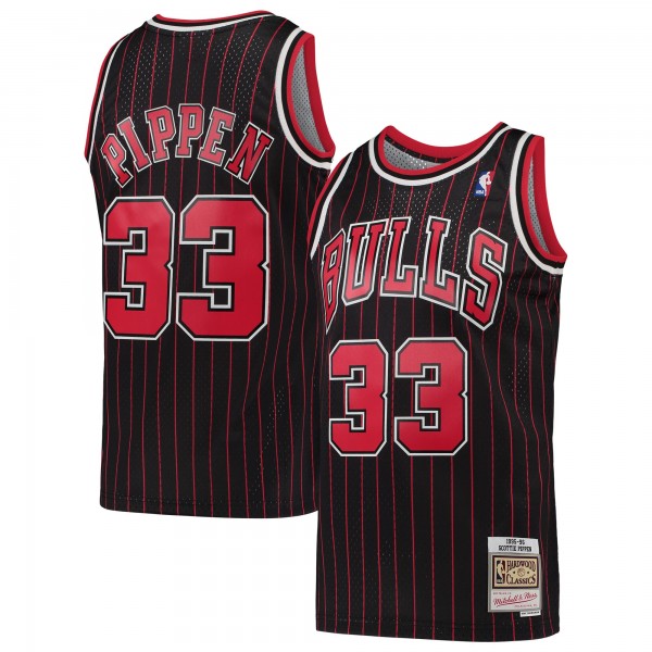 Scottie Pippen Chicago Bulls Mitchell & Ness Hardwood Classics 1995-96 Swingman Jersey - Black