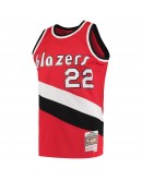 Clyde Drexler Portland Trail Blazers Mitchell & Ness Hardwood Classics 1983-84 Swingman Jersey - Red