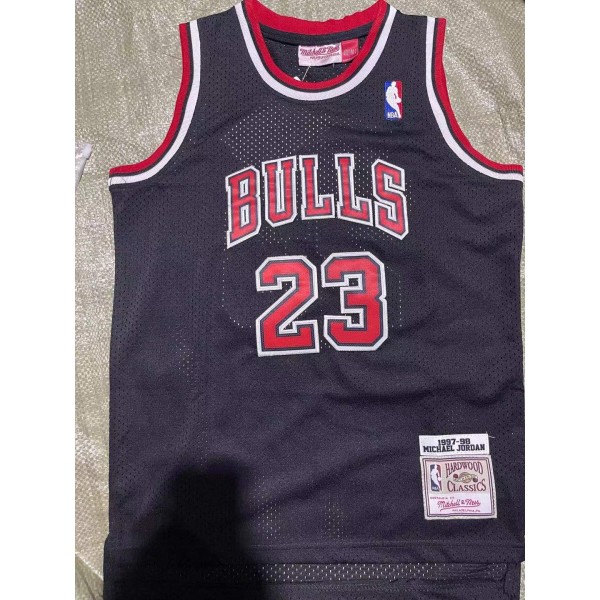 Michael Jordan #23 Chicago Bulls Jersey