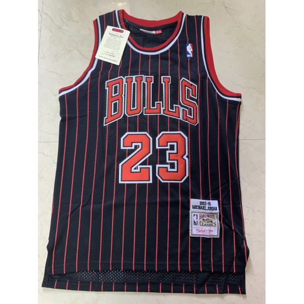 Michael Jordan #23 Chicago Bulls Jersey