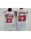 Michael Jordan #23 Chicago Bulls Jersey